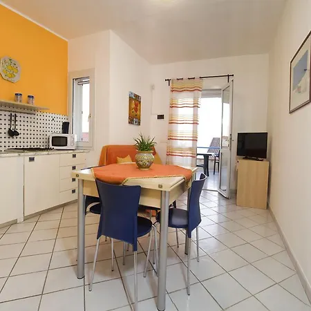 Lumia Vacanze Apartment *