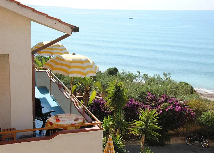 Lumia Vacanze 公寓 夏卡